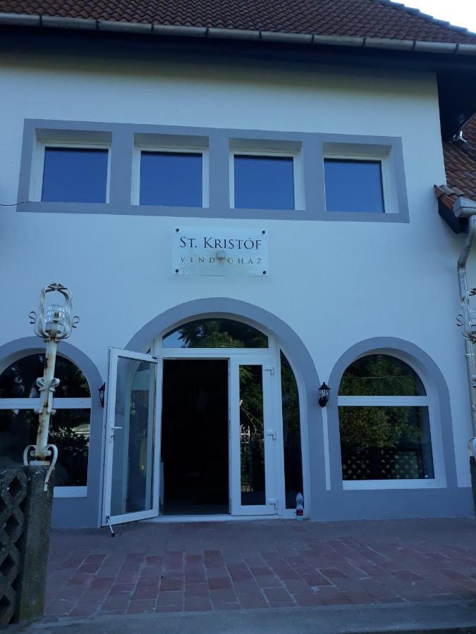St. Kristof Vendeghaz Hotel Abadszalok Exterior photo